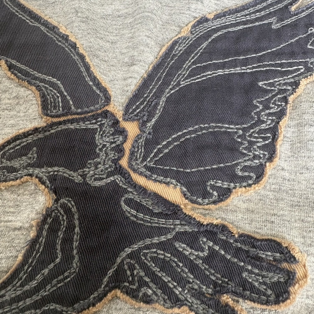 American Eagle Outfitters Mens NWT Gray Long Sleeve T Shirt Distressed Eagle XL - Picture 6 of 6